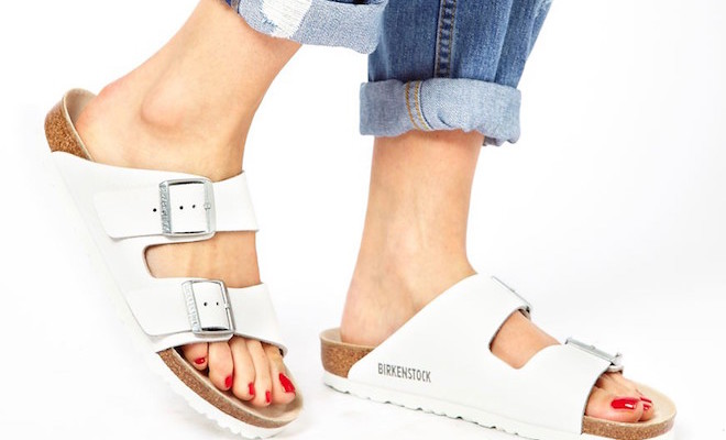 Travel Sandals for the Jet Set Crowd 