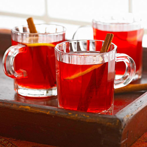 Festive Holiday Cocktails Even Lightweights Can Handle FabFitFun