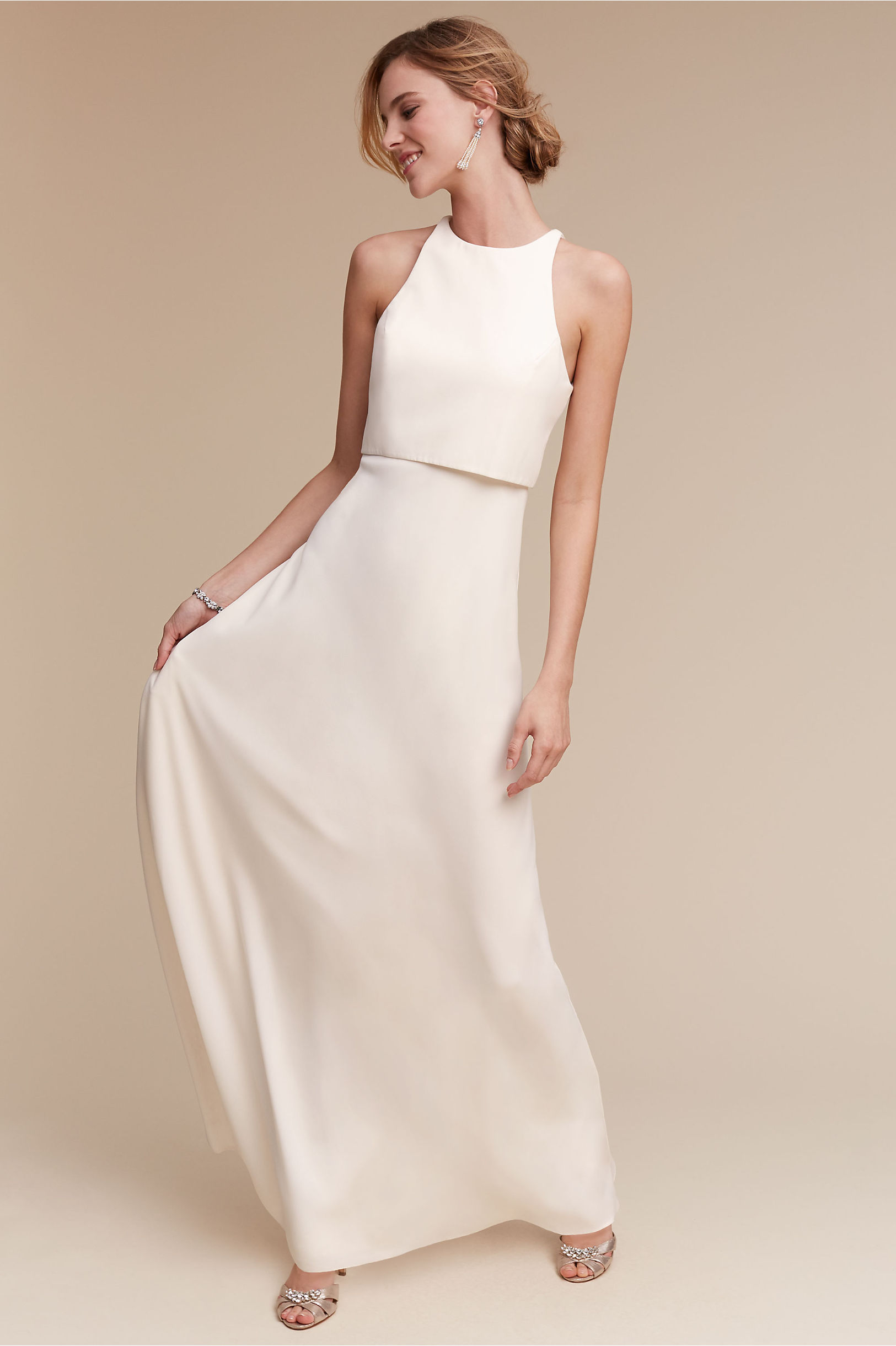 10 Elegant Wedding Gowns For The Minimalist Bride Fabfitfun 0336