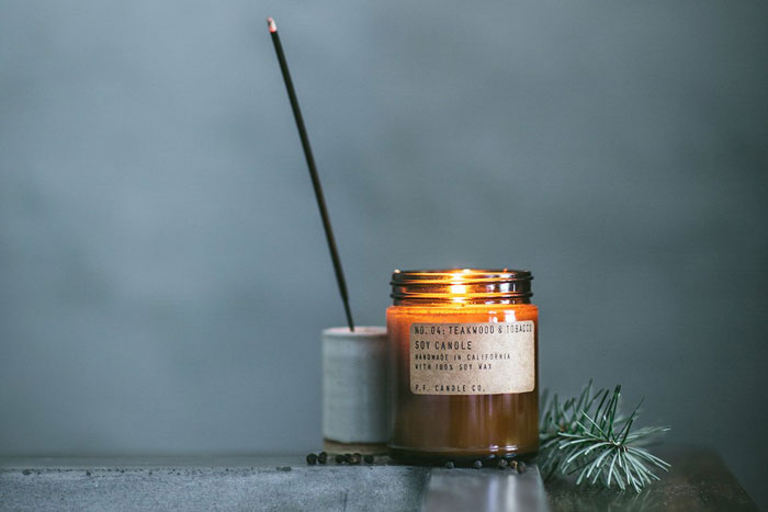 https://static.fabfitfun.com/magazine/wp-content/uploads/2018/11/12102347/pf-candle-co-fragrance-collection-woods.jpg