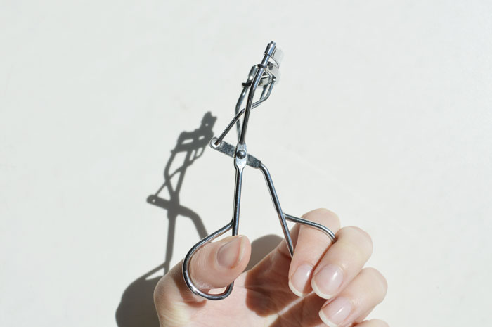 half eyelash curler