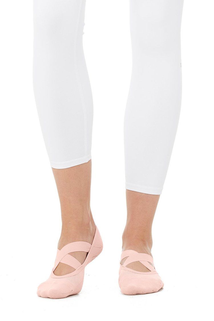 Cute Pilates Socks for Your At-Home Workouts - FabFitFun