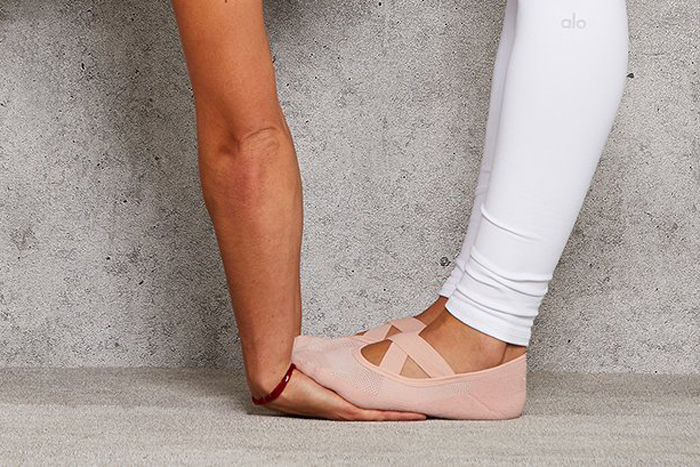 Ballet Pure Barre +MD 2 Pack Yoga Socks for Women Non Slip Toeless Yoga Socks with Grips for Pilates
