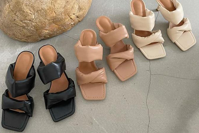 Sandals discount 2021 trends