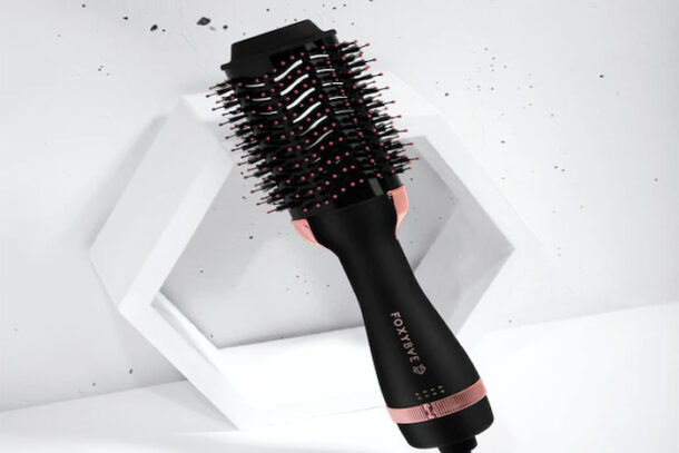 How To Use A Blow Dryer Brush