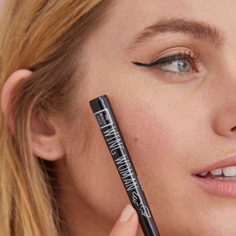 The Beauty Crop Wing Woman Liquid Eyeliner Fabfitfun