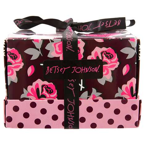 betsey johnson gift set