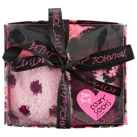 betsey johnson gift set