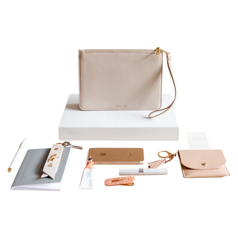 Structured Clutch